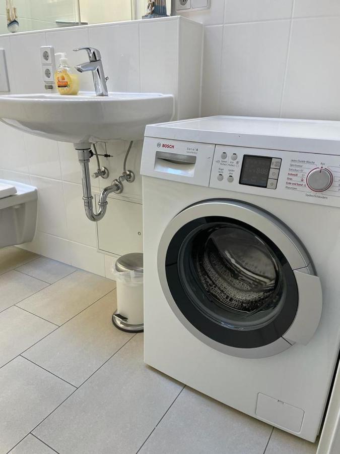 Ferienwohnung Im Stadtzentrum Von Bernau - Komfortable Wohnung Mit 2 Zimmern, Bad, Spuelmaschine, Waschmaschine, Komplette Kueche, Wlan, Terrasse, Ruhige Lage 柏林附近贝尔瑙 外观 照片