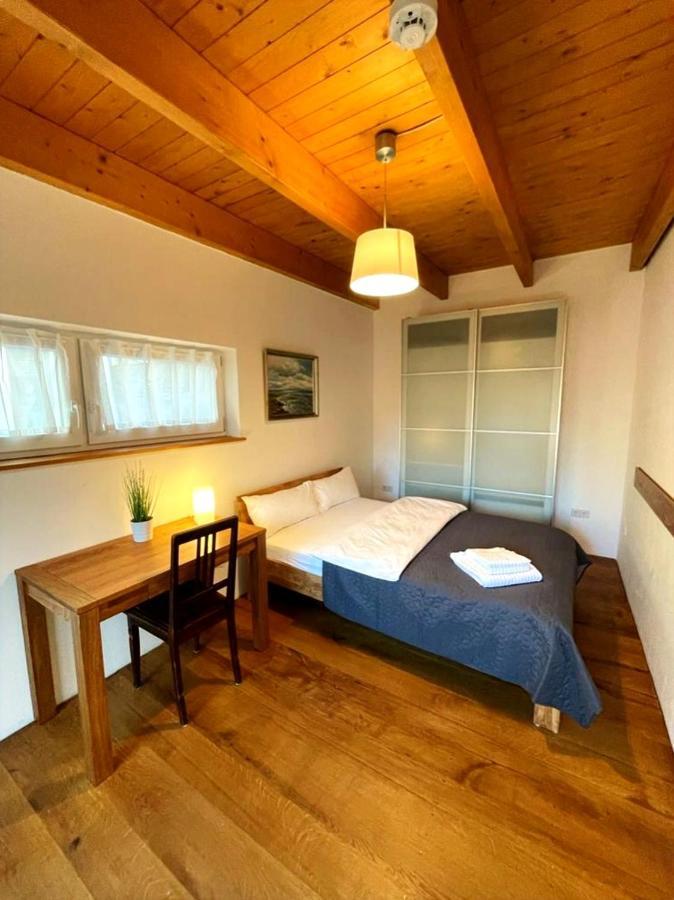 Ferienwohnung Im Stadtzentrum Von Bernau - Komfortable Wohnung Mit 2 Zimmern, Bad, Spuelmaschine, Waschmaschine, Komplette Kueche, Wlan, Terrasse, Ruhige Lage 柏林附近贝尔瑙 外观 照片